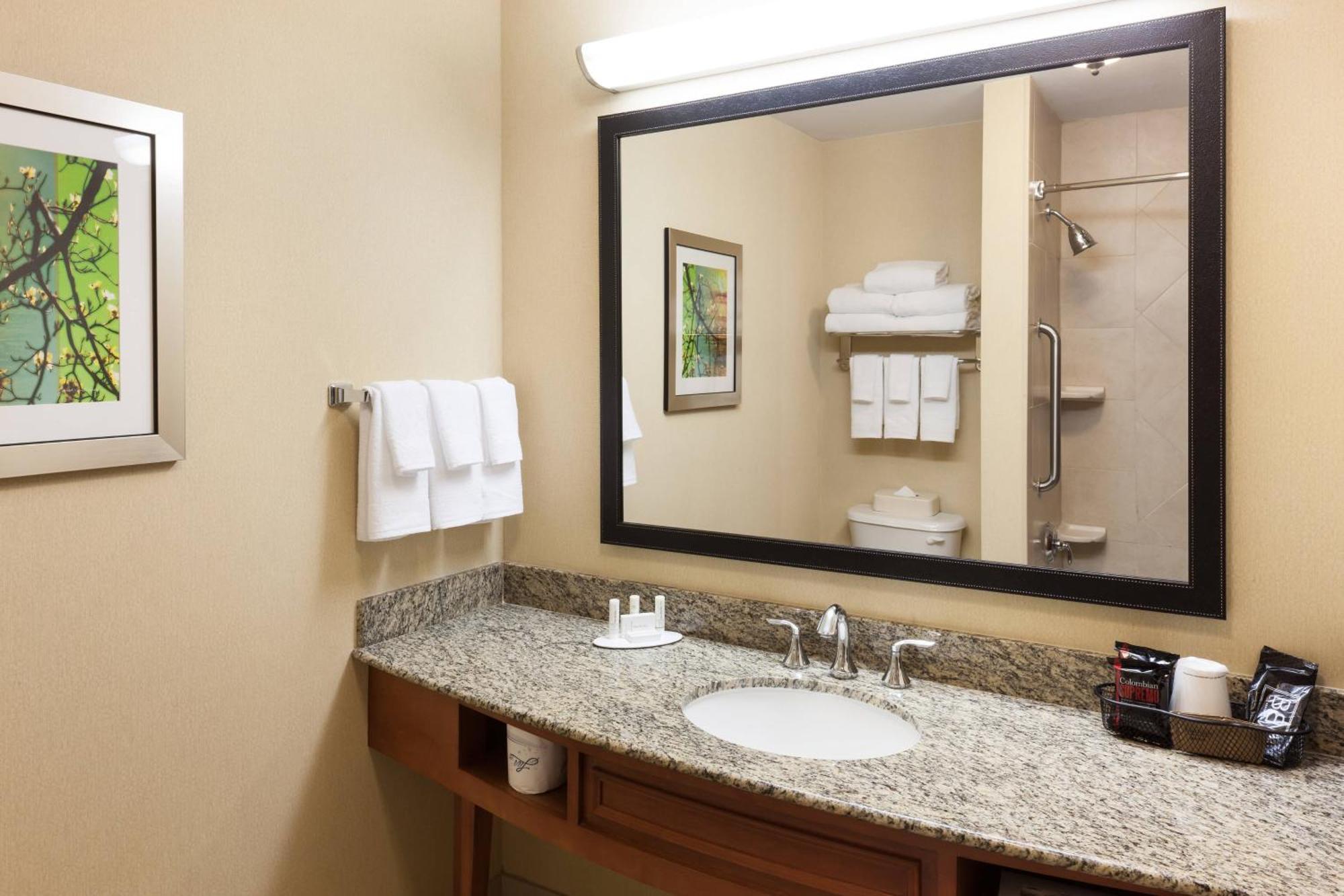 Fairfield Inn & Suites Jacksonville Butler Boulevard מראה חיצוני תמונה