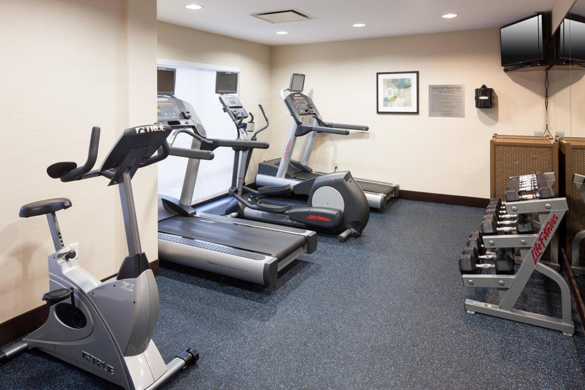 Fairfield Inn & Suites Jacksonville Butler Boulevard מראה חיצוני תמונה