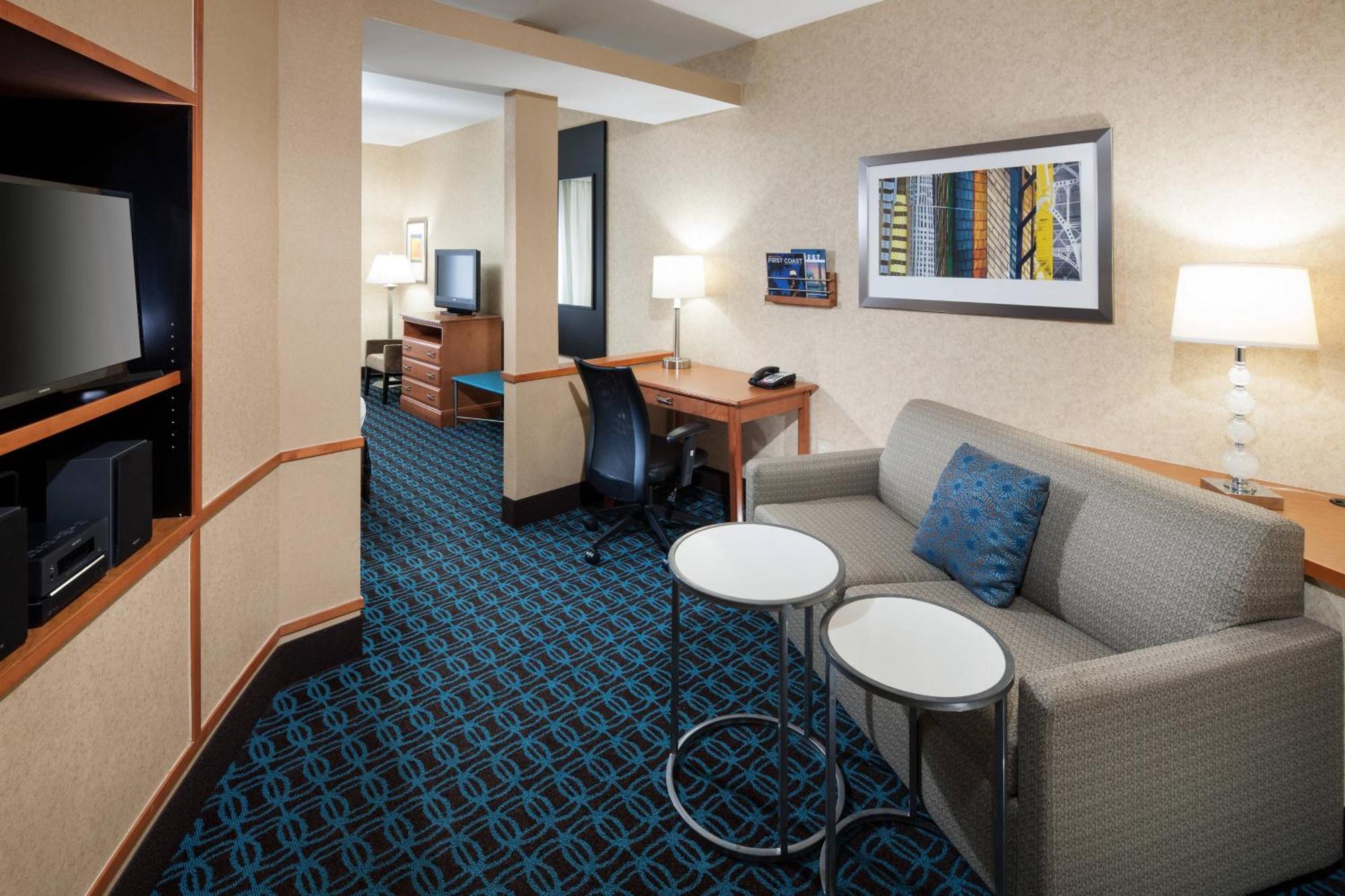 Fairfield Inn & Suites Jacksonville Butler Boulevard מראה חיצוני תמונה