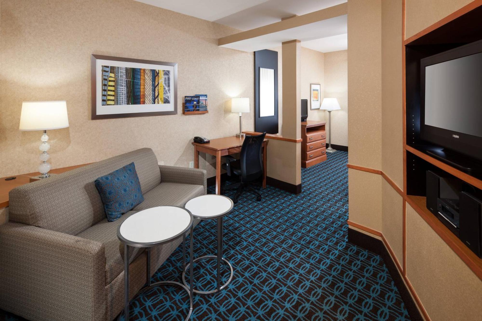 Fairfield Inn & Suites Jacksonville Butler Boulevard מראה חיצוני תמונה