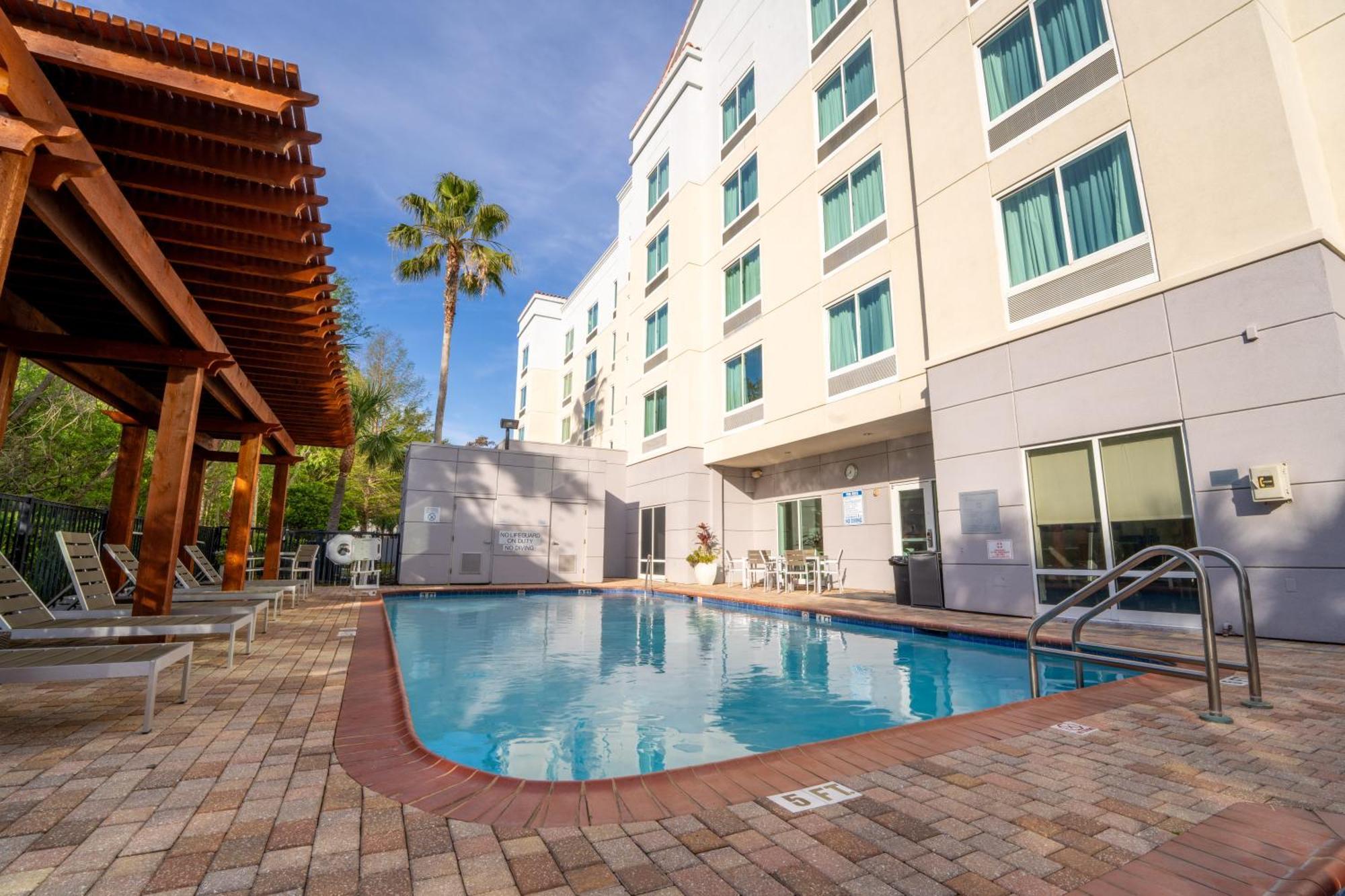 Fairfield Inn & Suites Jacksonville Butler Boulevard מראה חיצוני תמונה