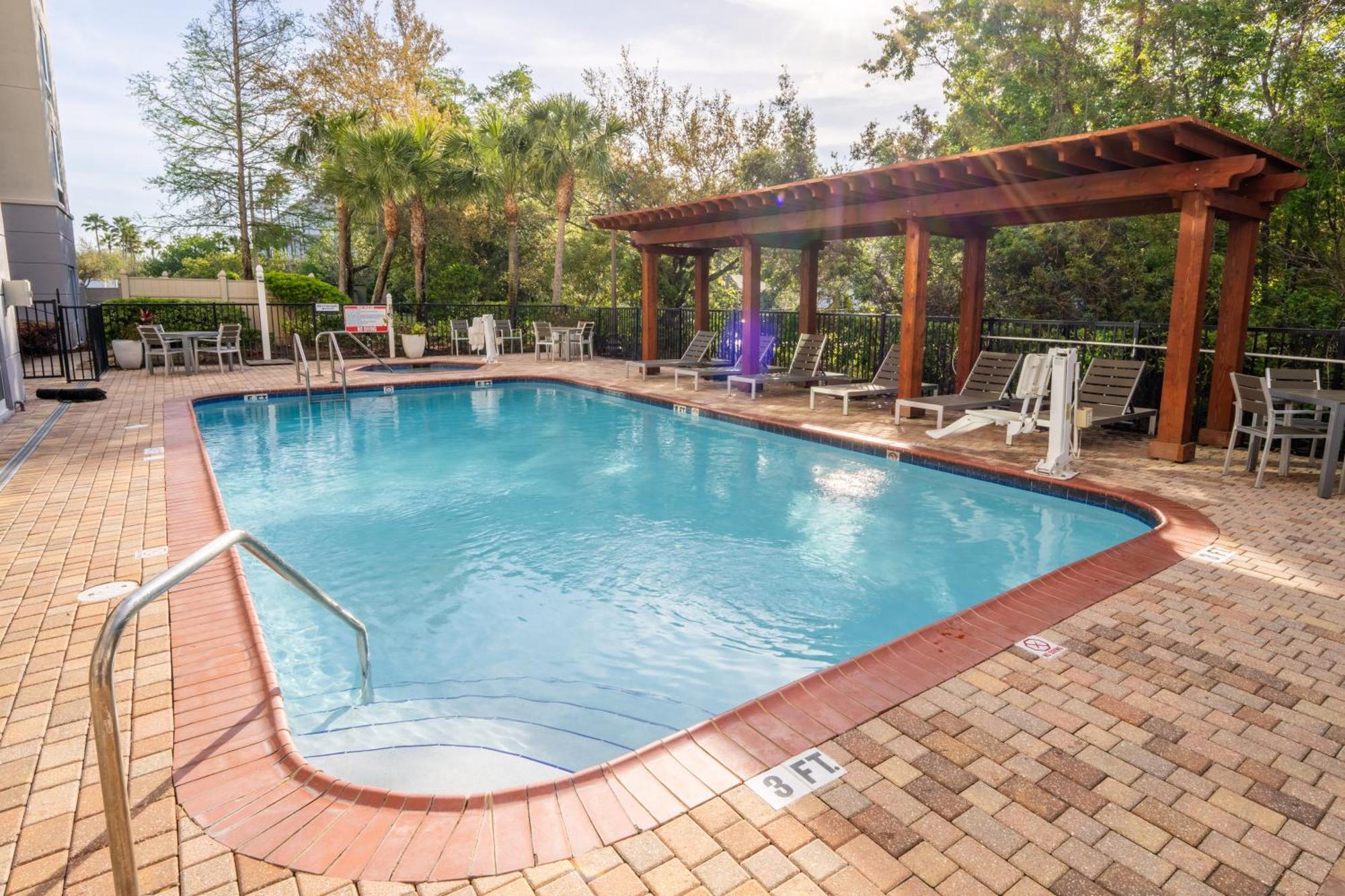 Fairfield Inn & Suites Jacksonville Butler Boulevard מראה חיצוני תמונה