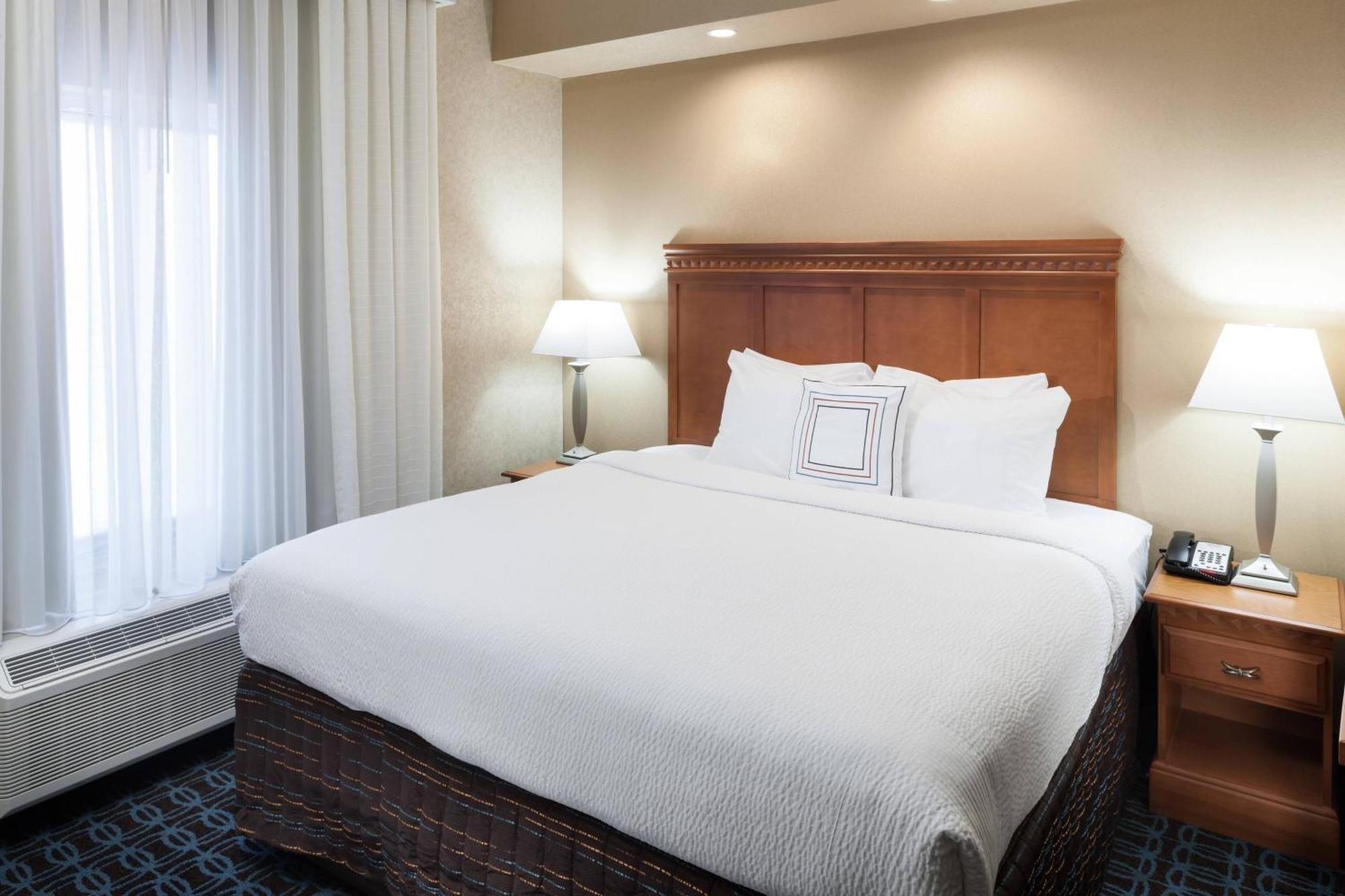 Fairfield Inn & Suites Jacksonville Butler Boulevard מראה חיצוני תמונה