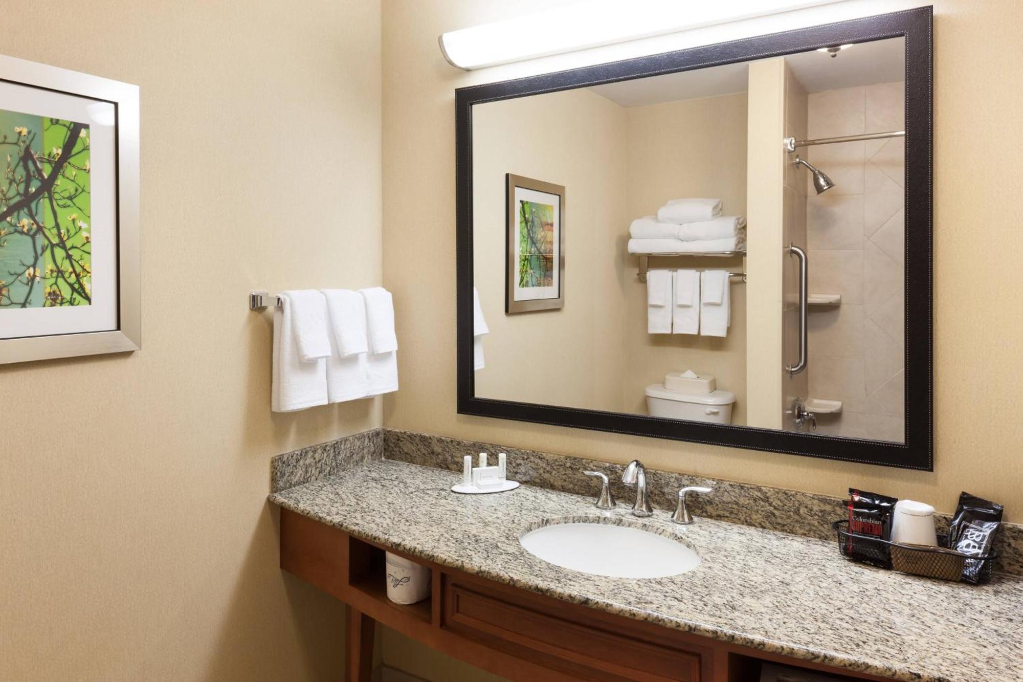 Fairfield Inn & Suites Jacksonville Butler Boulevard מראה חיצוני תמונה